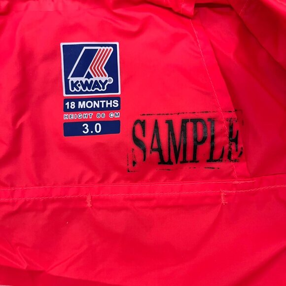 NWT K-Way - Picture 3 of 5